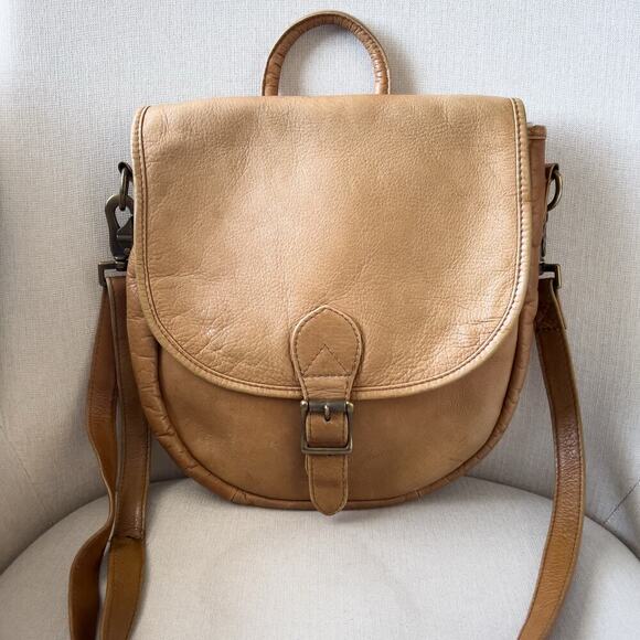 Hobo International Bag Leather Convertible Tan Camel Buckle Saddle Crossbody - Picture 1 of 16